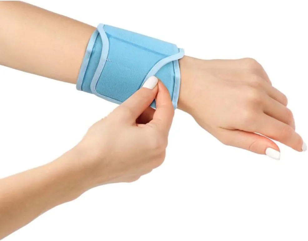 FOMI Hot Cold Wrist and Ankle Ice Wrap | 360 Degree Coverage | Soft Gel Pack for Sports Injuries, Swelling, Bruises, Arthritis, Tendonitis Pain Relief | Compression Sleeve with Strap Fastener