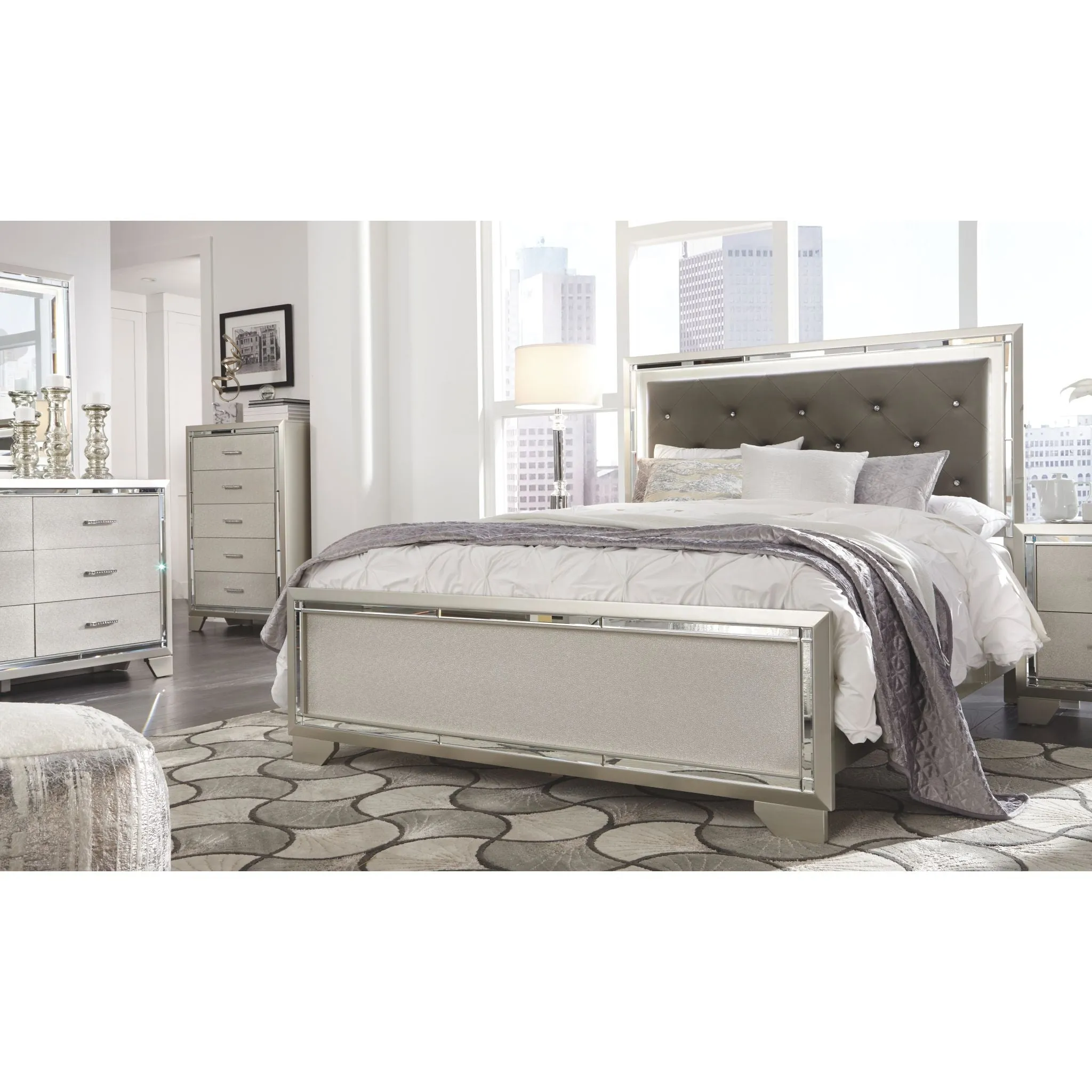 Lonnix 3 Piece Queen Panel Bed