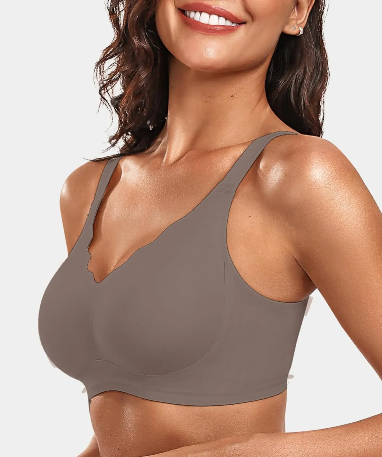 OEAK Womens Comfortable Wireless Bras Push Up Seamless Bralettes Soft V Neck Brassiere Scalloped Full Coverage Everyday Bra