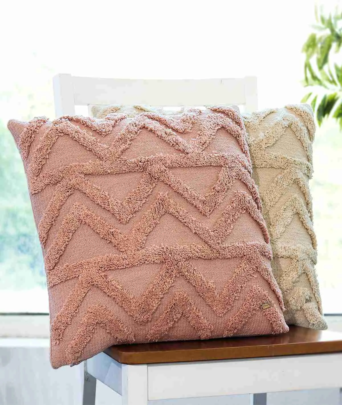 Ollie Cotton Knitted Decorative Cushion Cover (Blush Pink)