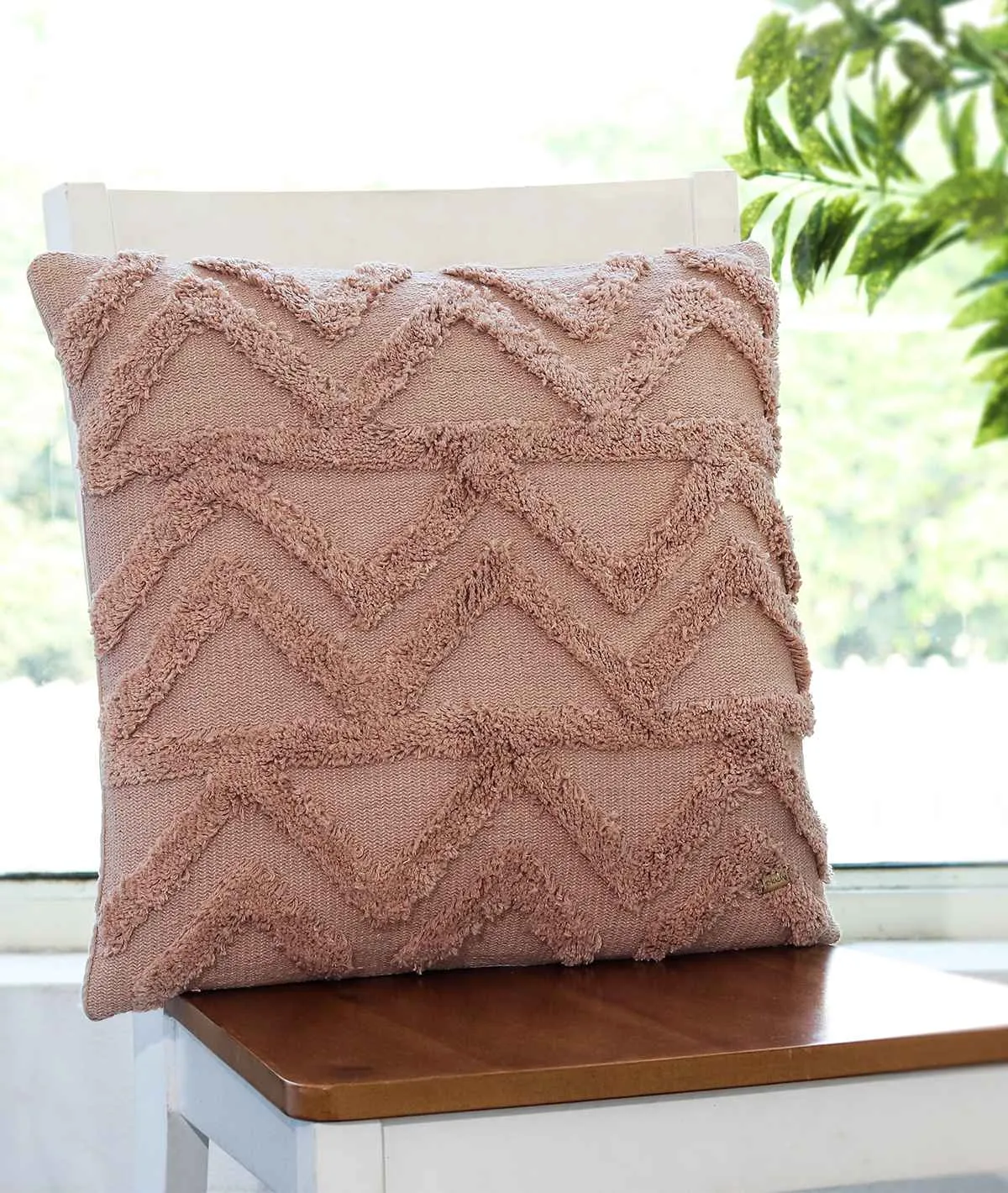 Ollie Cotton Knitted Decorative Cushion Cover (Blush Pink)